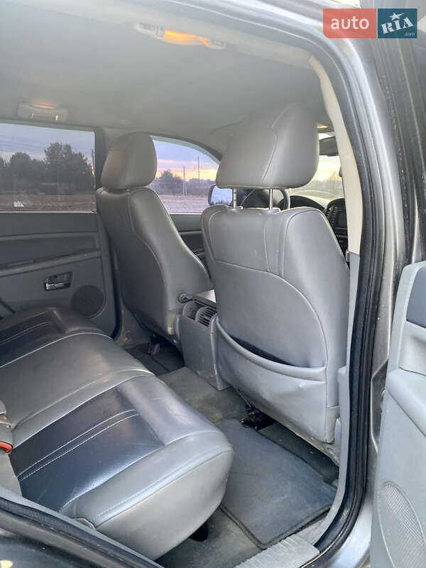 Позашляховик / Кросовер Jeep Grand Cherokee 2006 в Новояворівську фото 15 Позашляховик / Кросовер Jeep Grand Cherokee 2006 в Новояворівську