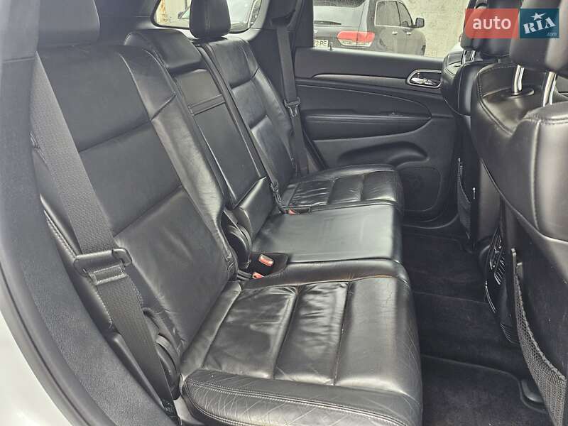 Внедорожник / Кроссовер Jeep Grand Cherokee 2018 в Киеве