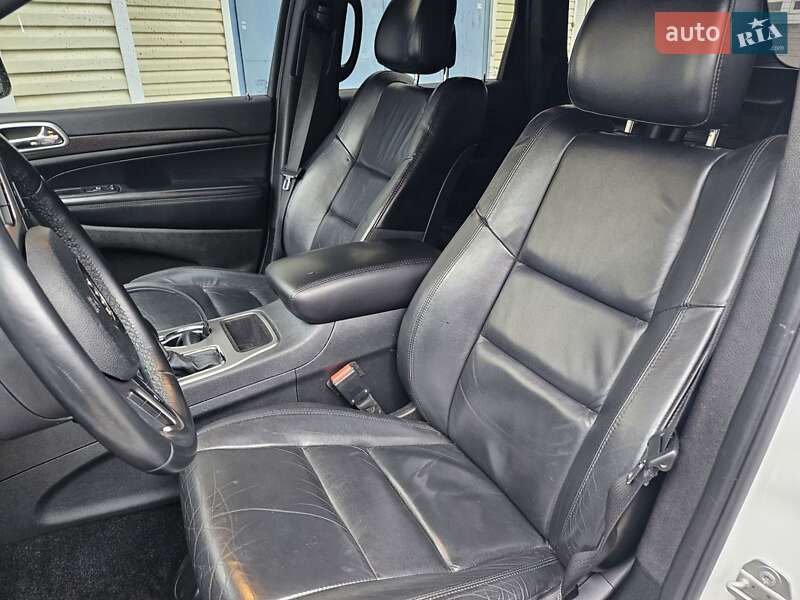 Внедорожник / Кроссовер Jeep Grand Cherokee 2018 в Киеве