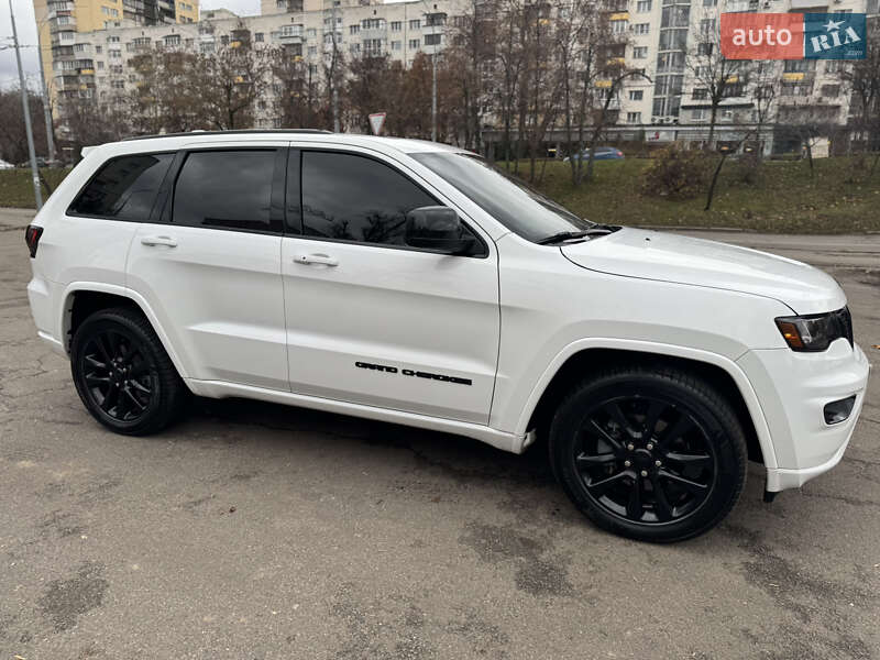 Позашляховик / Кросовер Jeep Grand Cherokee 2018 в Києві