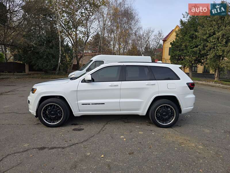 Позашляховик / Кросовер Jeep Grand Cherokee 2020 в Ужгороді