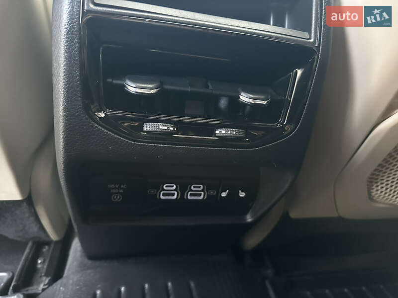 Внедорожник / Кроссовер Jeep Grand Cherokee 2022 в Харькове