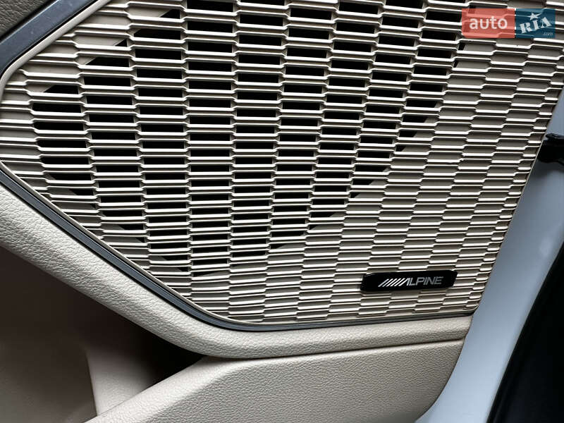 Внедорожник / Кроссовер Jeep Grand Cherokee 2022 в Харькове