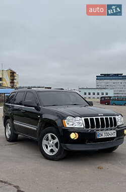 Внедорожник / Кроссовер Jeep Grand Cherokee 2005 в Ровно