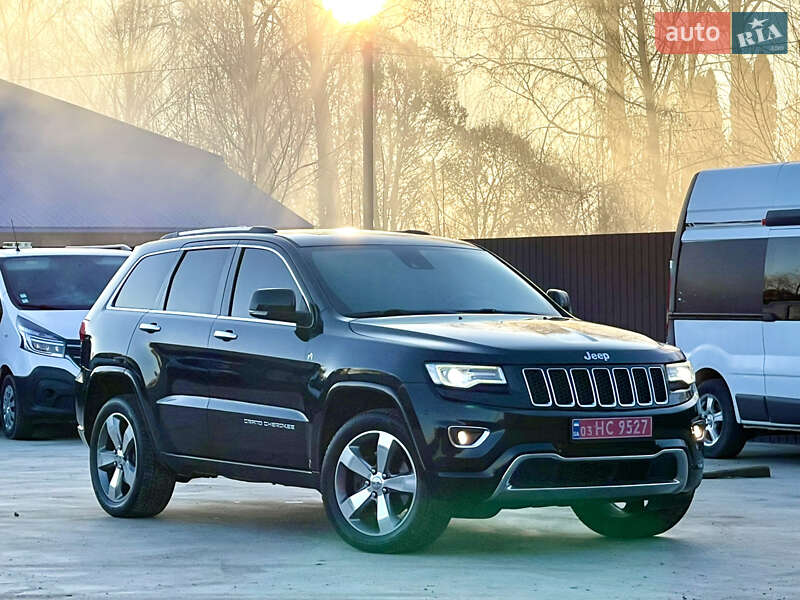 Внедорожник / Кроссовер Jeep Grand Cherokee 2016 в Млинове