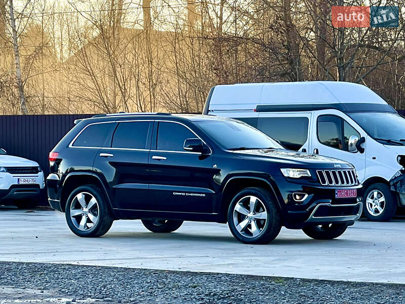 Внедорожник / Кроссовер Jeep Grand Cherokee 2016 в Млинове