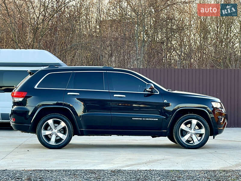 Внедорожник / Кроссовер Jeep Grand Cherokee 2016 в Млинове