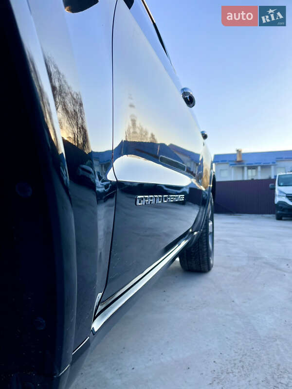 Внедорожник / Кроссовер Jeep Grand Cherokee 2016 в Млинове