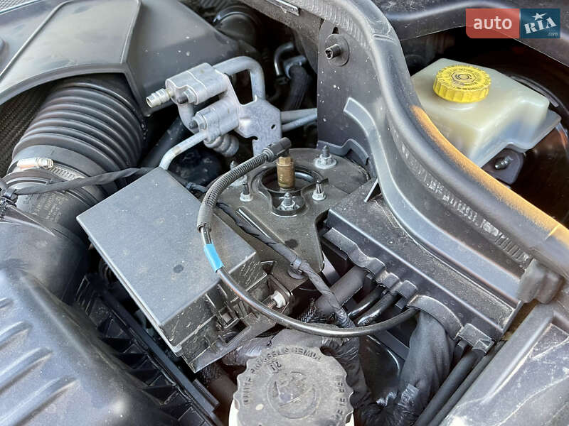 Внедорожник / Кроссовер Jeep Grand Cherokee 2016 в Млинове