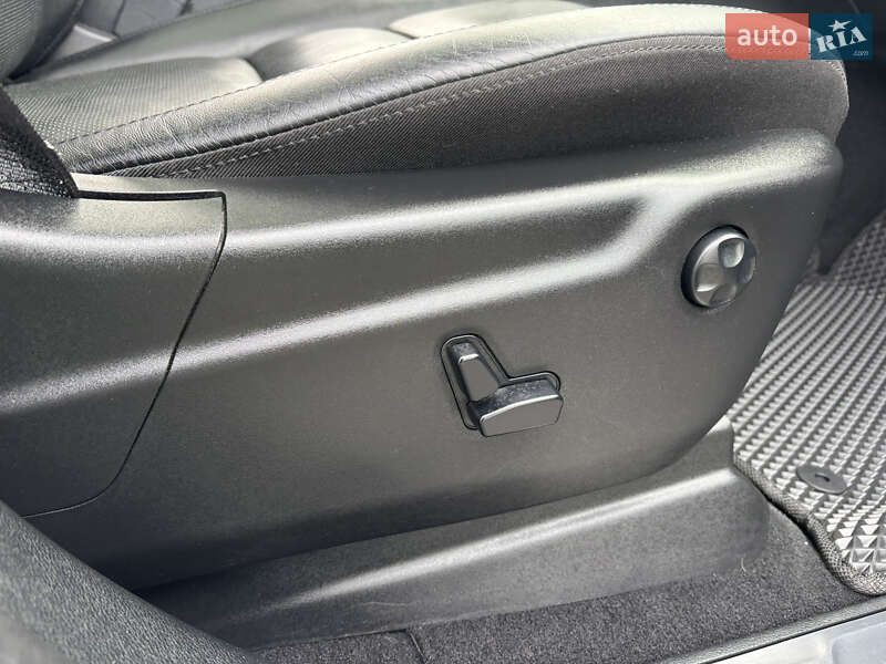 Внедорожник / Кроссовер Jeep Grand Cherokee 2020 в Полтаве фото 41 Внедорожник / Кроссовер Jeep Grand Cherokee 2020 в Полтаве