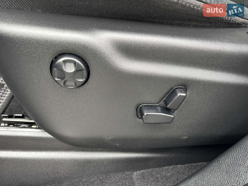 Внедорожник / Кроссовер Jeep Grand Cherokee 2020 в Полтаве фото 45 Внедорожник / Кроссовер Jeep Grand Cherokee 2020 в Полтаве