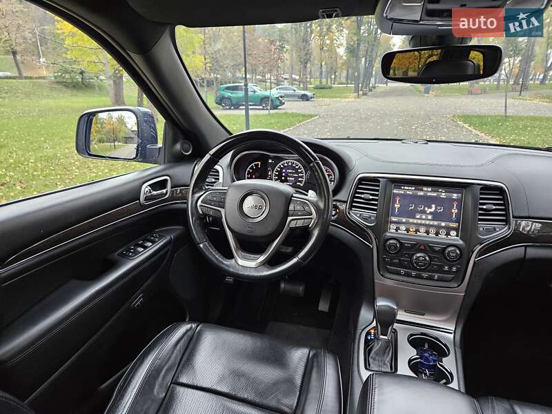 Внедорожник / Кроссовер Jeep Grand Cherokee 2018 в Киеве