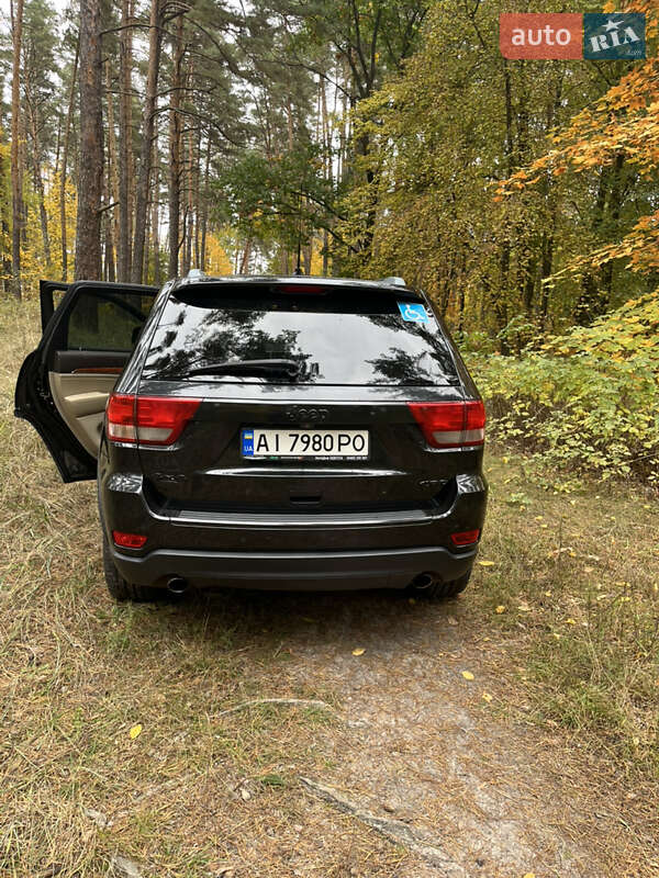 Внедорожник / Кроссовер Jeep Grand Cherokee 2011 в Киеве фото 3 Внедорожник / Кроссовер Jeep Grand Cherokee 2011 в Киеве