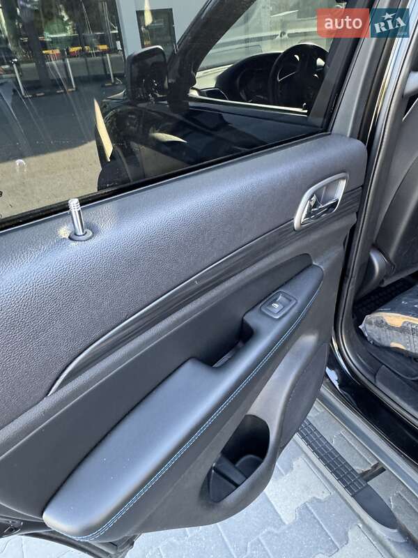 Внедорожник / Кроссовер Jeep Grand Cherokee 2018 в Киеве