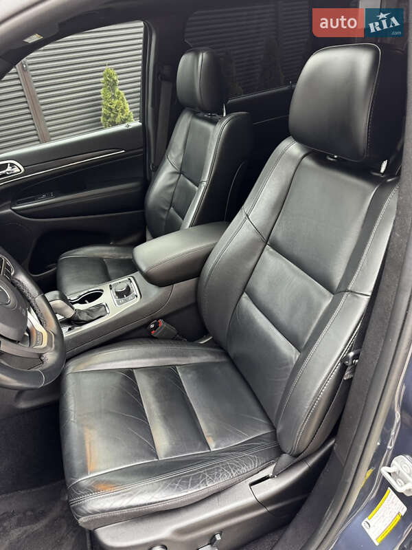 Внедорожник / Кроссовер Jeep Grand Cherokee 2019 в Киеве фото 30 Внедорожник / Кроссовер Jeep Grand Cherokee 2019 в Киеве