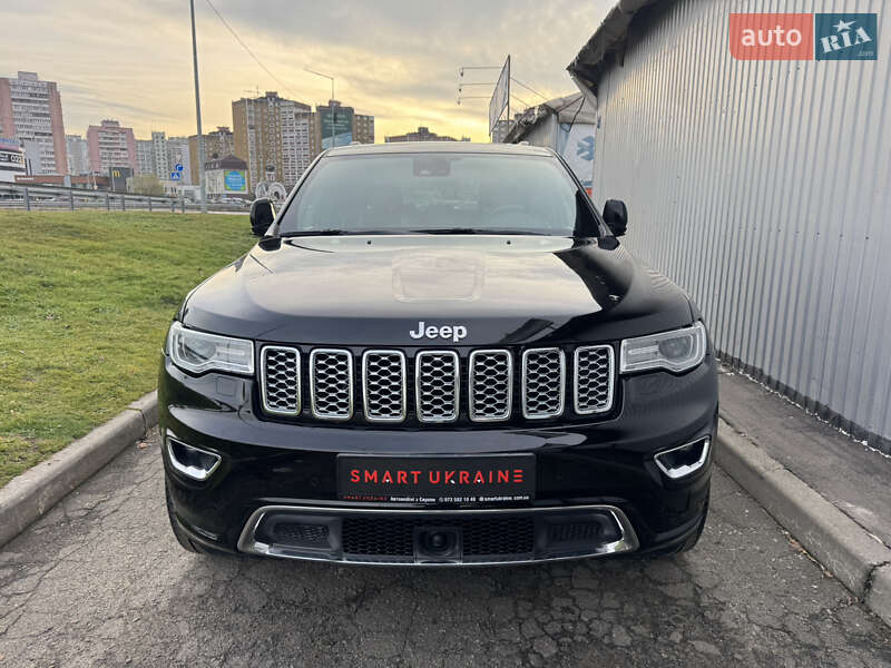 Внедорожник / Кроссовер Jeep Grand Cherokee 2016 в Киеве