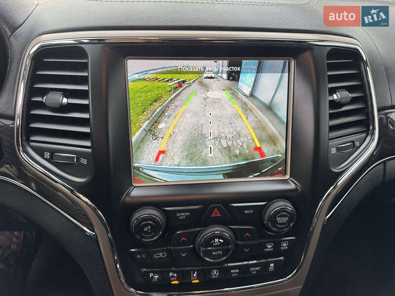 Внедорожник / Кроссовер Jeep Grand Cherokee 2016 в Киеве