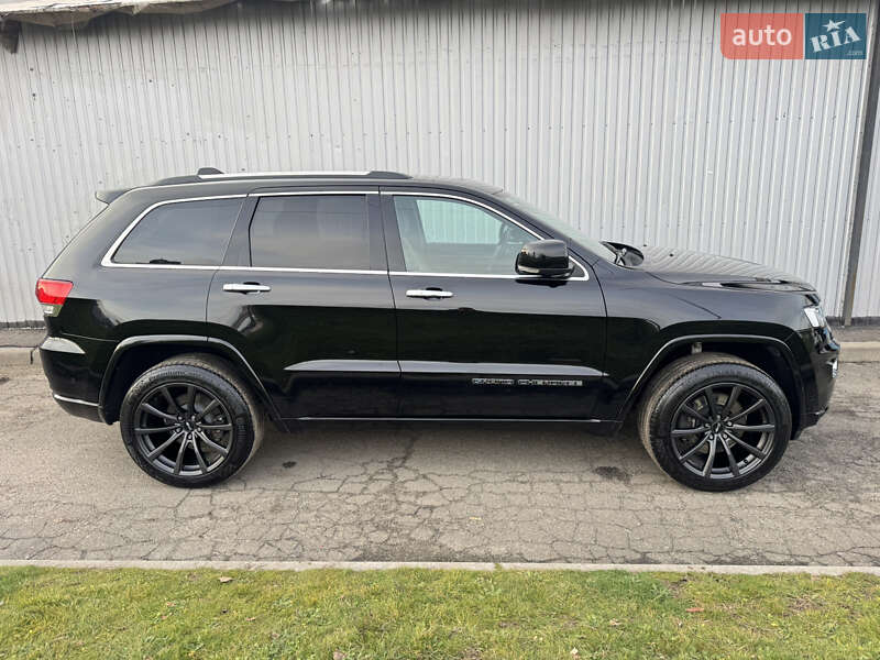Внедорожник / Кроссовер Jeep Grand Cherokee 2016 в Киеве