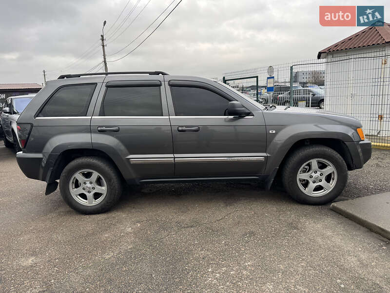 Внедорожник / Кроссовер Jeep Grand Cherokee 2005 в Киеве