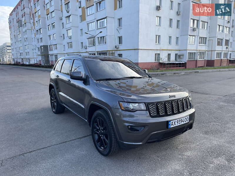 Внедорожник / Кроссовер Jeep Grand Cherokee 2019 в Харькове