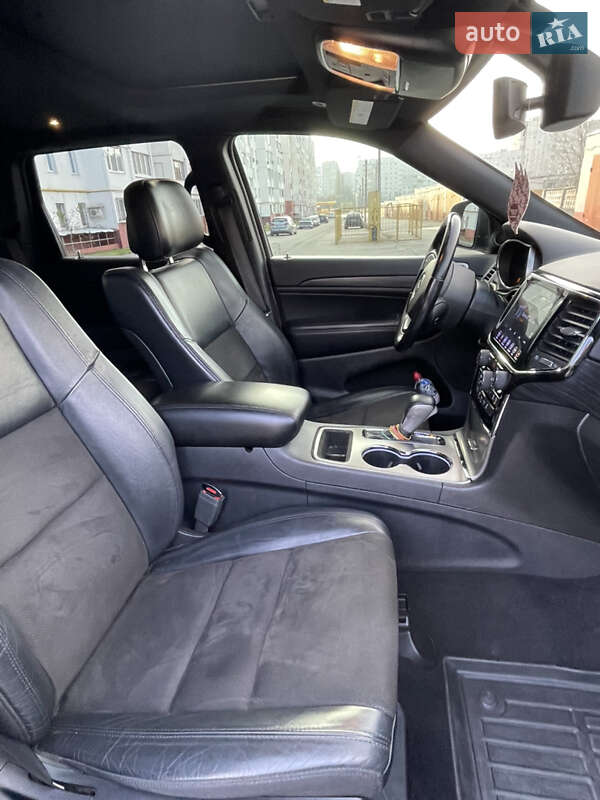 Внедорожник / Кроссовер Jeep Grand Cherokee 2019 в Харькове