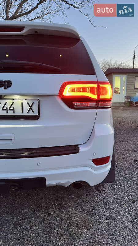 Внедорожник / Кроссовер Jeep Grand Cherokee 2017 в Смеле