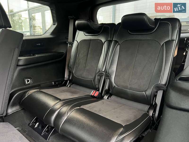 Внедорожник / Кроссовер Jeep Grand Cherokee 2023 в Ивано-Франковске