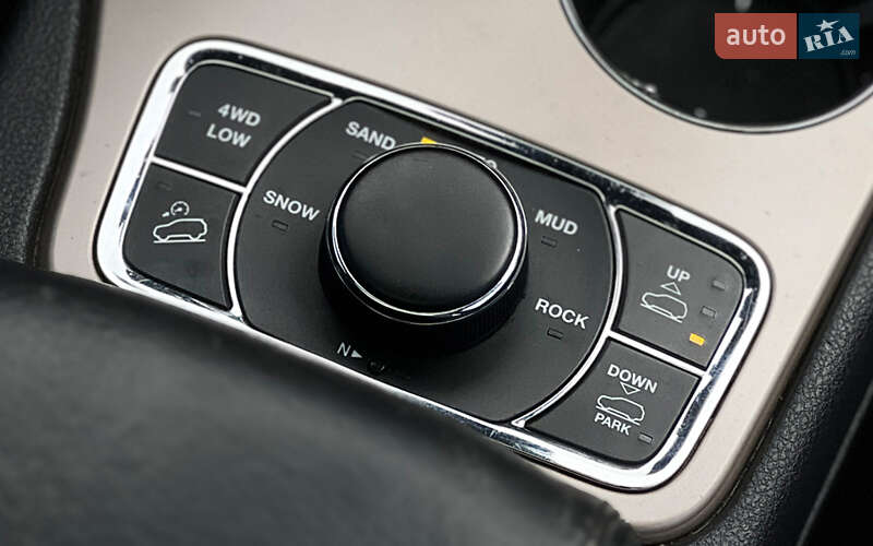 Внедорожник / Кроссовер Jeep Grand Cherokee 2014 в Львове