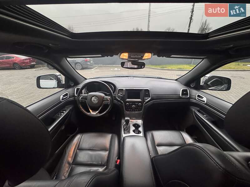 Внедорожник / Кроссовер Jeep Grand Cherokee 2018 в Киеве фото 11 Внедорожник / Кроссовер Jeep Grand Cherokee 2018 в Киеве