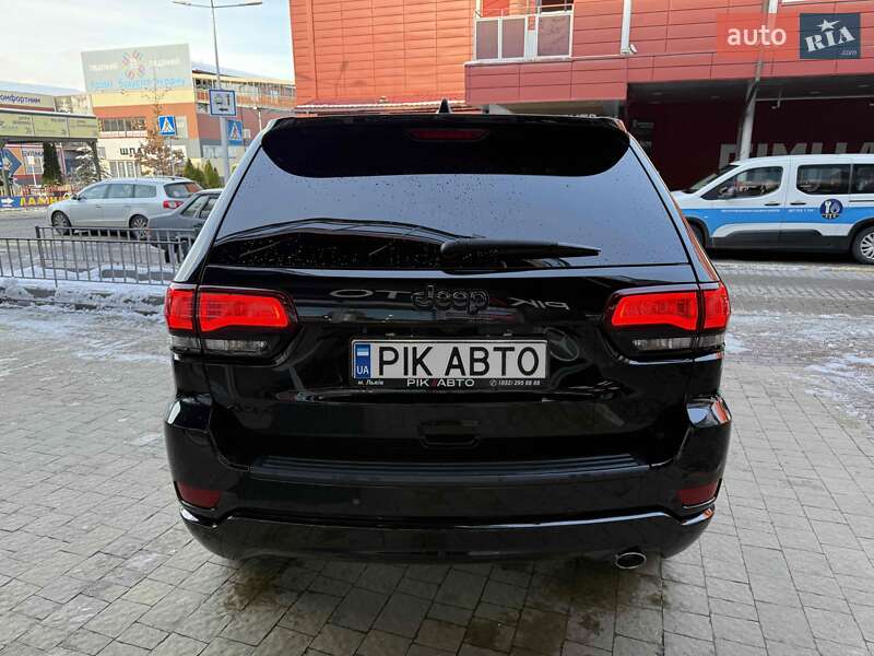 Позашляховик / Кросовер Jeep Grand Cherokee 2018 в Львові