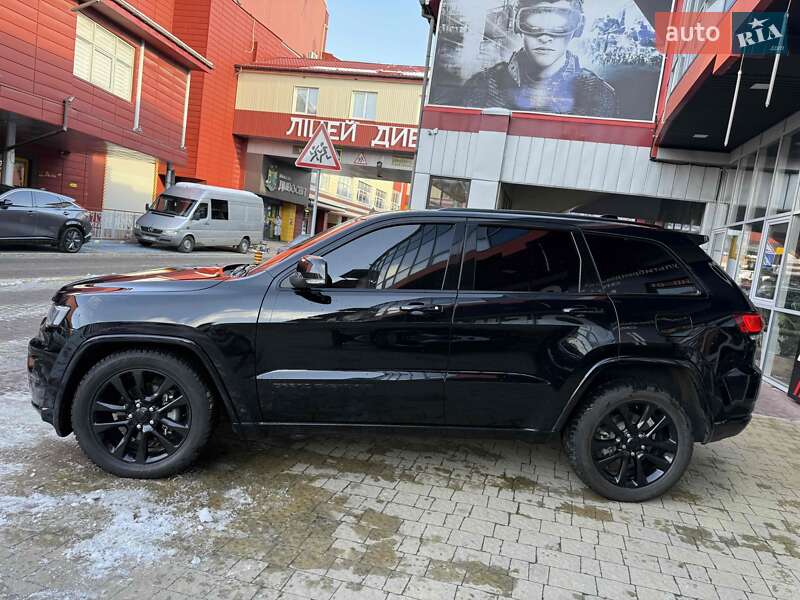 Позашляховик / Кросовер Jeep Grand Cherokee 2018 в Львові