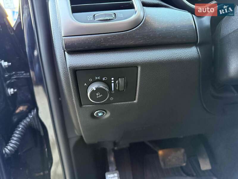 Позашляховик / Кросовер Jeep Grand Cherokee 2018 в Львові