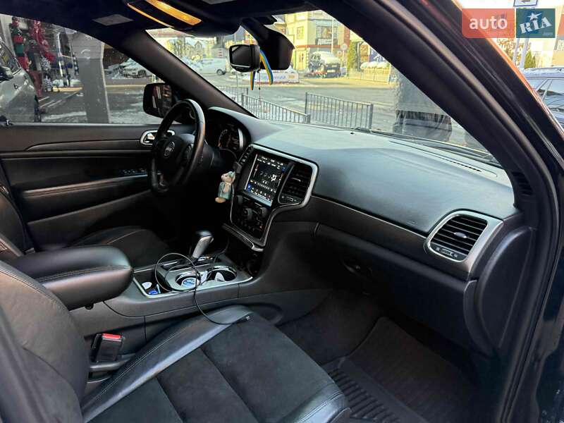 Позашляховик / Кросовер Jeep Grand Cherokee 2018 в Львові