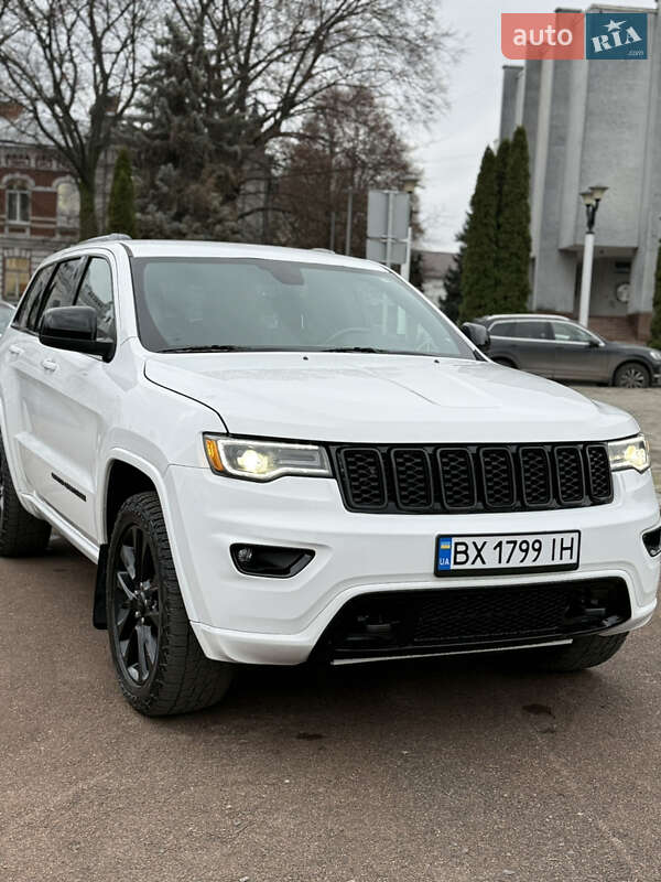 Позашляховик / Кросовер Jeep Grand Cherokee 2019 в Хмельницькому фото 2 Позашляховик / Кросовер Jeep Grand Cherokee 2019 в Хмельницькому