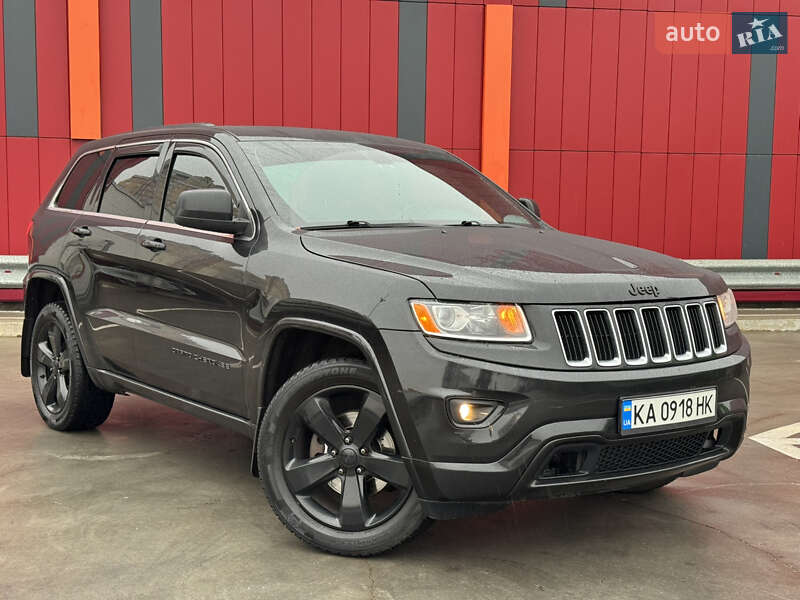 Внедорожник / Кроссовер Jeep Grand Cherokee 2015 в Киеве
