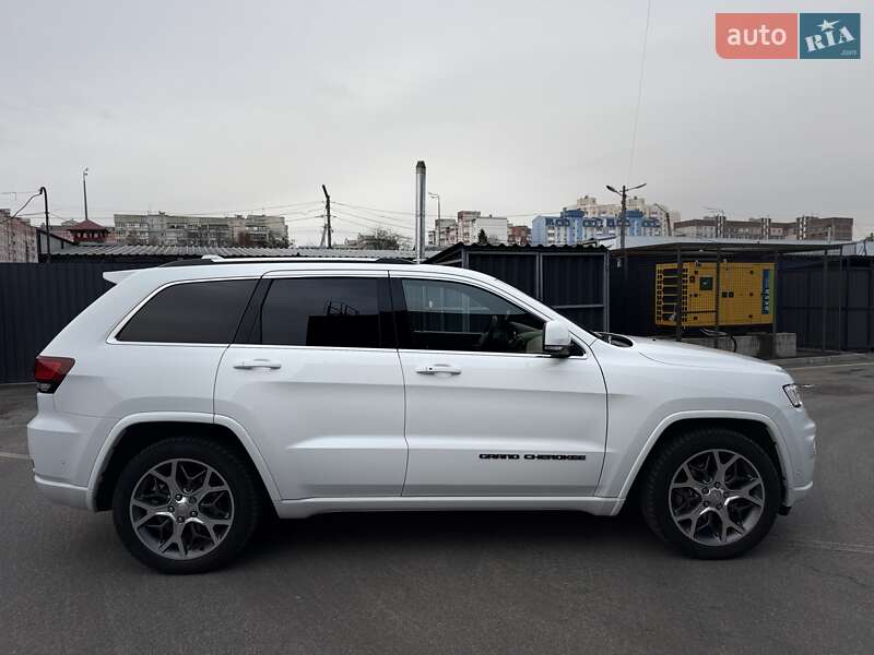 Внедорожник / Кроссовер Jeep Grand Cherokee 2021 в Броварах