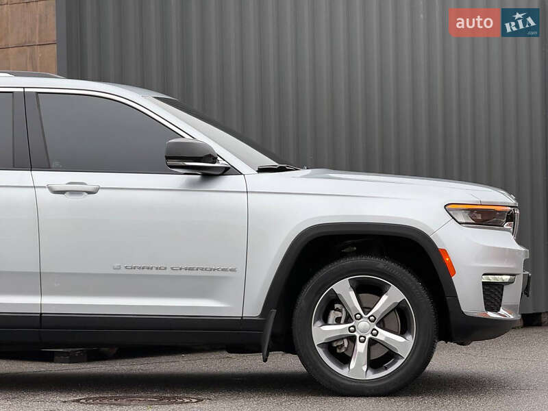 Внедорожник / Кроссовер Jeep Grand Cherokee 2021 в Киеве