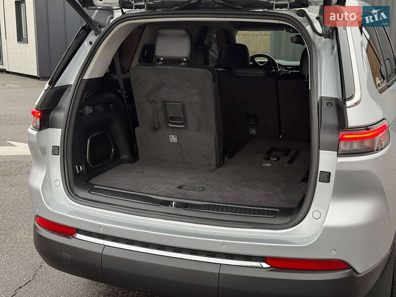 Внедорожник / Кроссовер Jeep Grand Cherokee 2021 в Киеве