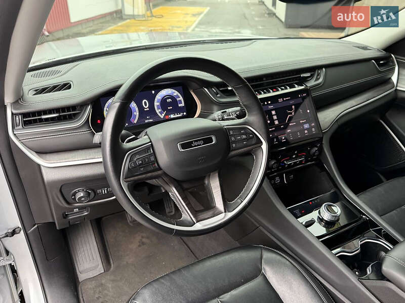 Внедорожник / Кроссовер Jeep Grand Cherokee 2021 в Киеве