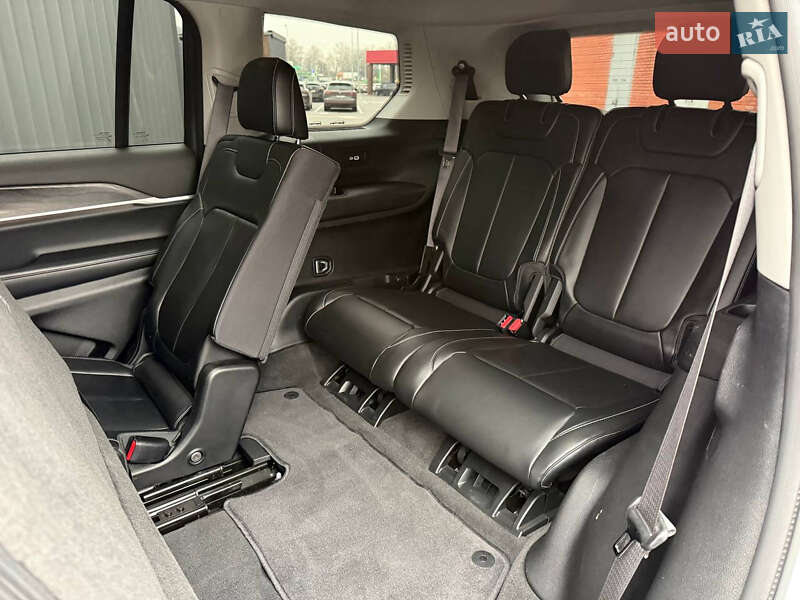 Внедорожник / Кроссовер Jeep Grand Cherokee 2021 в Киеве