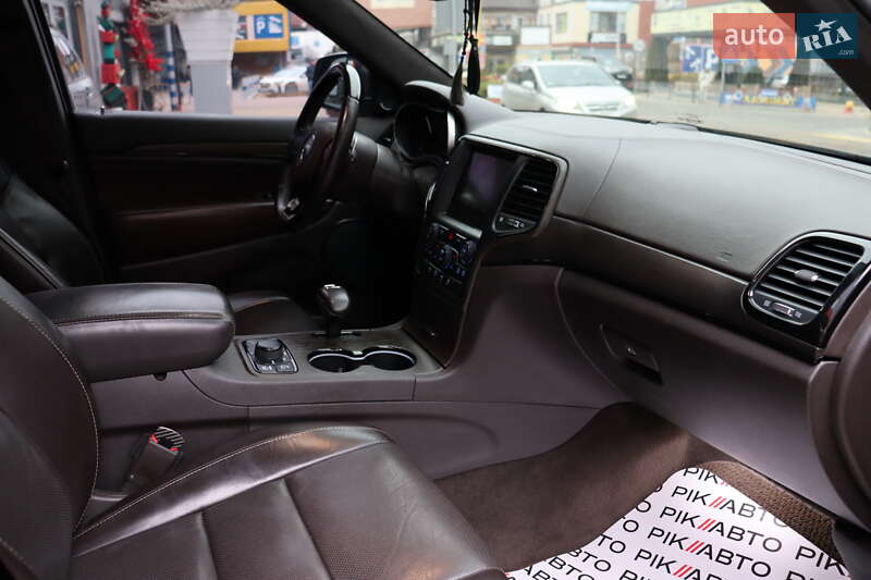 Внедорожник / Кроссовер Jeep Grand Cherokee 2014 в Львове