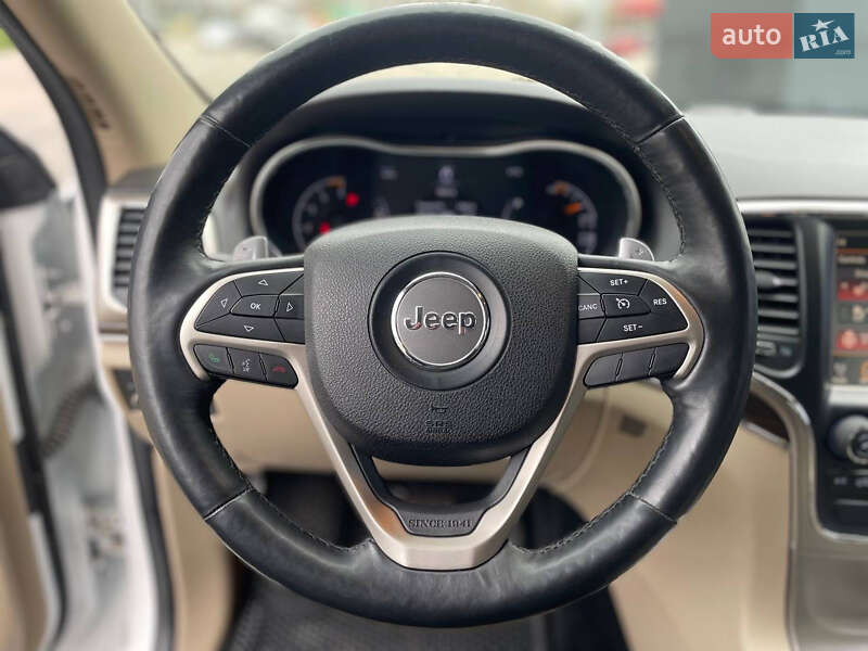 Внедорожник / Кроссовер Jeep Grand Cherokee 2013 в Киеве