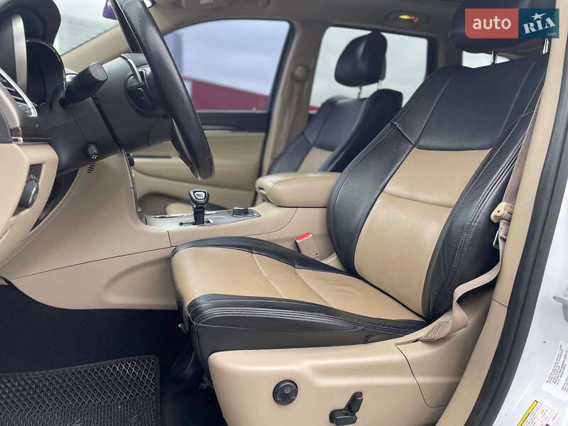 Внедорожник / Кроссовер Jeep Grand Cherokee 2013 в Киеве