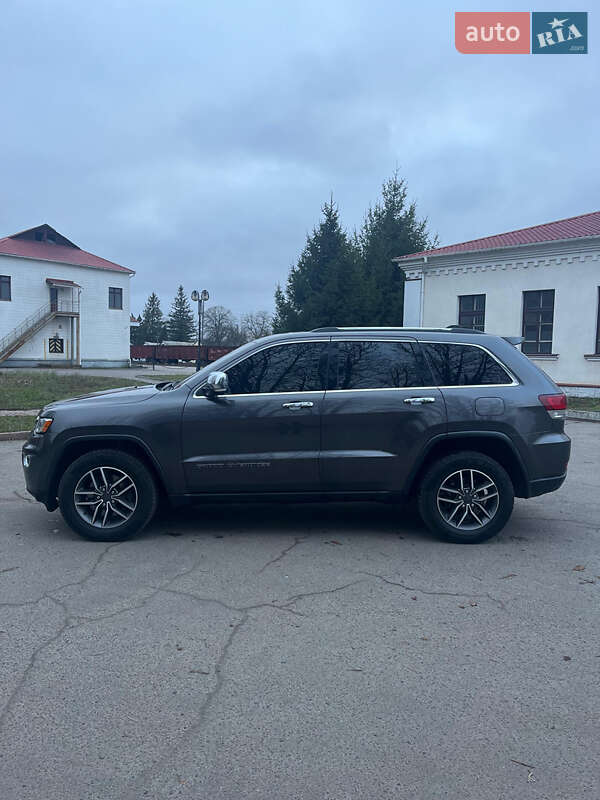 Внедорожник / Кроссовер Jeep Grand Cherokee 2021 в Ромнах