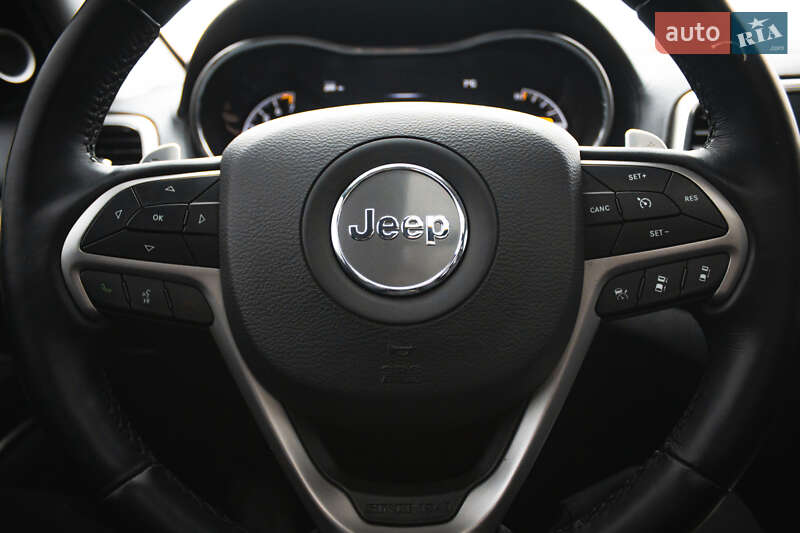 Внедорожник / Кроссовер Jeep Grand Cherokee 2017 в Киеве фото 18 Внедорожник / Кроссовер Jeep Grand Cherokee 2017 в Киеве