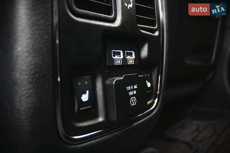 Внедорожник / Кроссовер Jeep Grand Cherokee 2017 в Киеве фото 38 Внедорожник / Кроссовер Jeep Grand Cherokee 2017 в Киеве