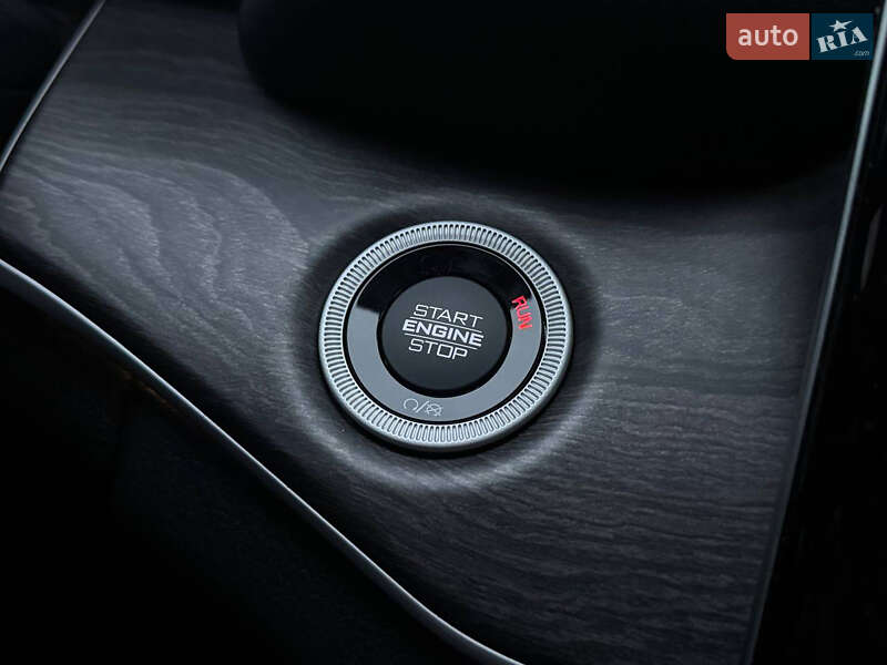 Внедорожник / Кроссовер Jeep Grand Cherokee 2023 в Киеве фото 39 Внедорожник / Кроссовер Jeep Grand Cherokee 2023 в Киеве