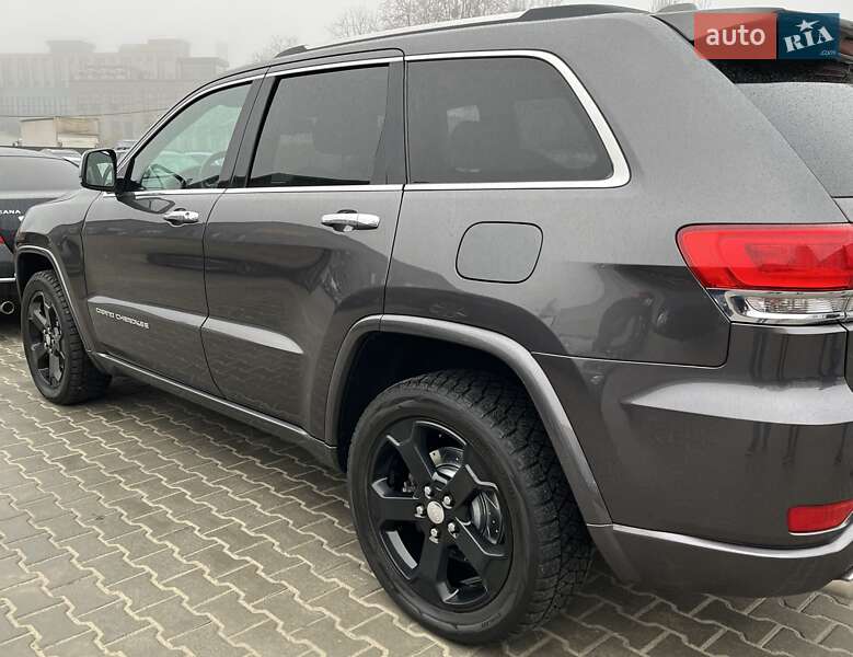 Внедорожник / Кроссовер Jeep Grand Cherokee 2015 в Киеве