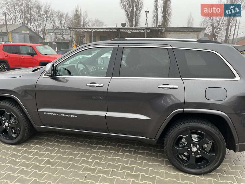 Внедорожник / Кроссовер Jeep Grand Cherokee 2015 в Киеве