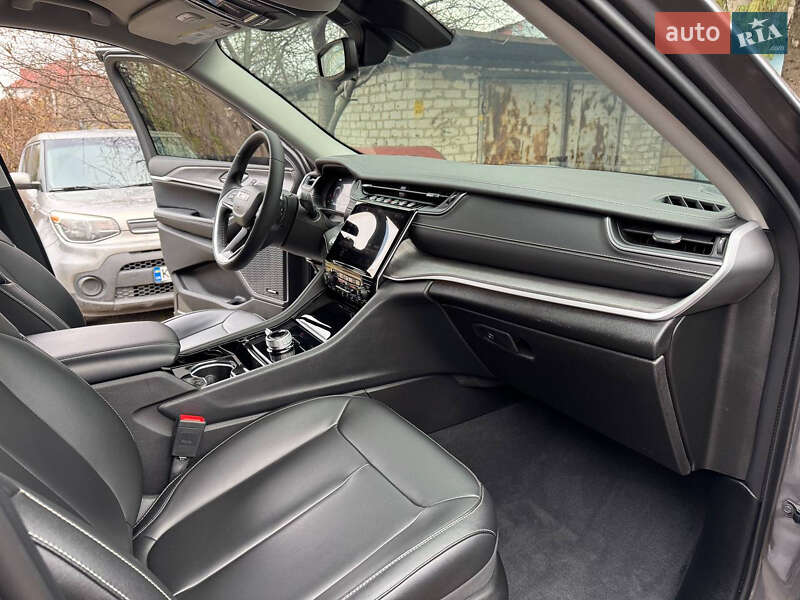 Внедорожник / Кроссовер Jeep Grand Cherokee 2023 в Киеве фото 87 Внедорожник / Кроссовер Jeep Grand Cherokee 2023 в Киеве